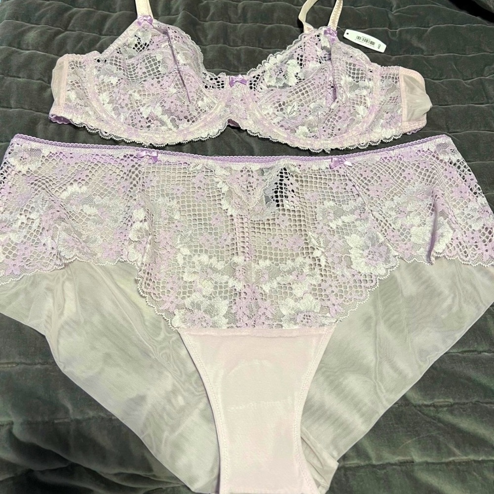 Adore Me Lace unlined bra and panty set